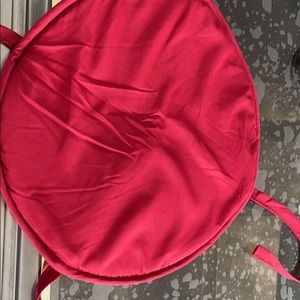 Round outdoor seat cushions